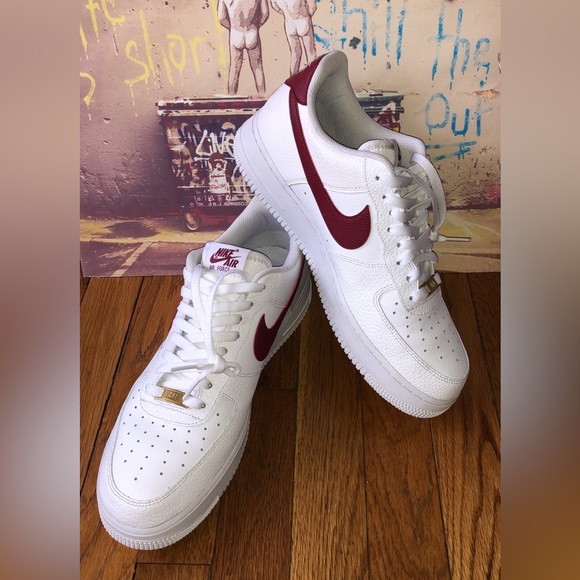 Nike Air Force 1 Low 'White Team Red' - Picture 1 of 5